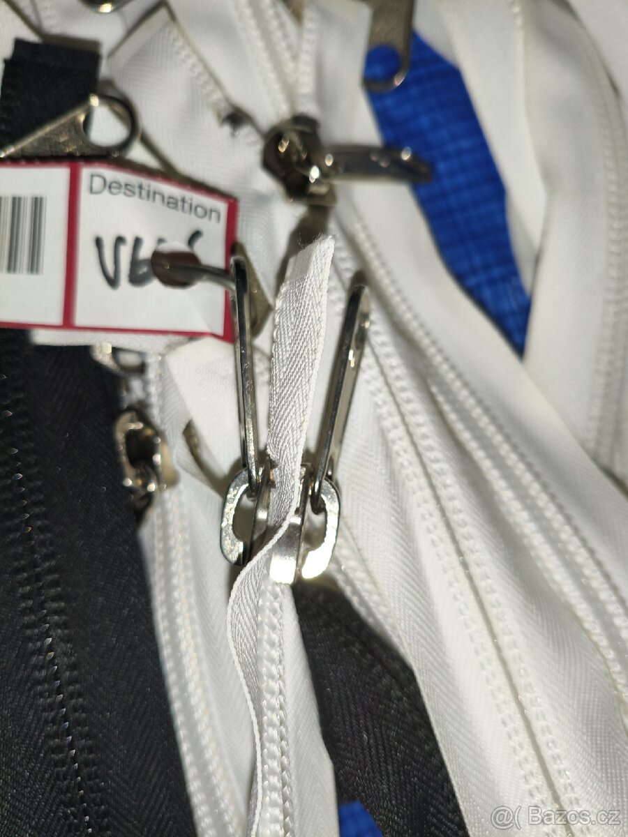 Prodám levně značkové zipy, plastová spirála, stanové - 3