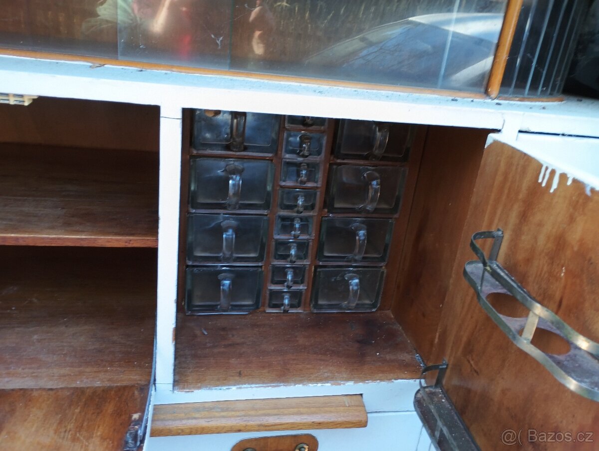 Kredenc po babičce - 3