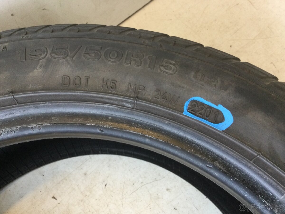 Pneu 195/50/R15 82V Dunlop SP Sport 2020E Dot 2201 - 3