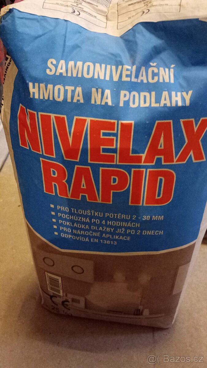 Zbytky ze stavby. - 3