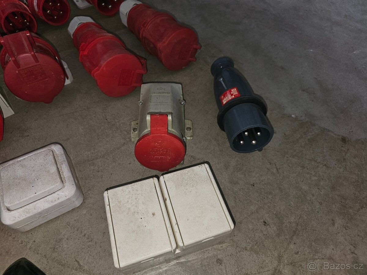 Zásuvky a kabely 230V + 380V - 16A a 32A - 3