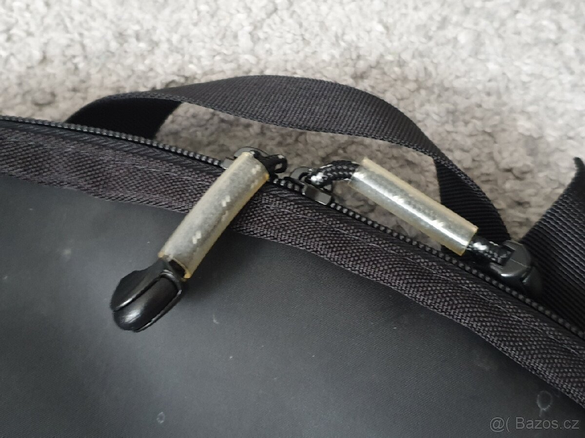 Prodám lehký batoh Lowepro - 3