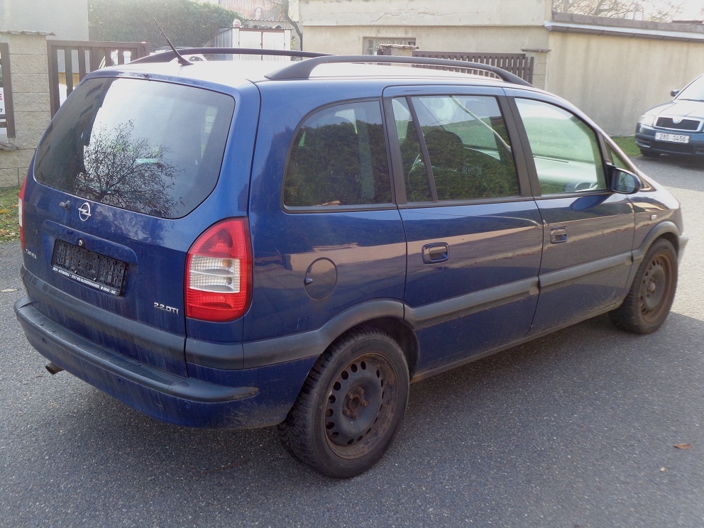 Opel Zafira A 2.2 DTI náhradní díly - 3