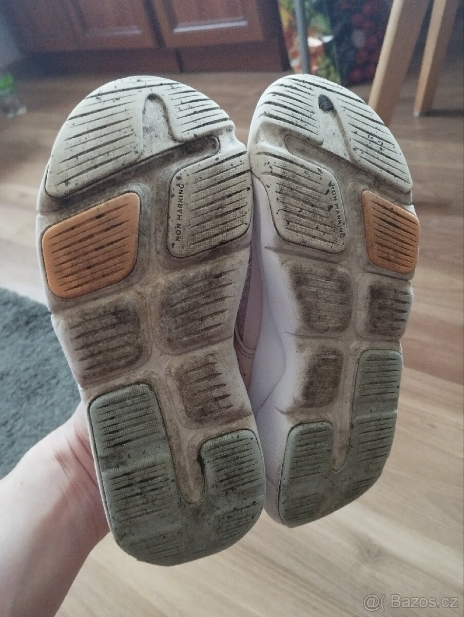 Dívčí tenisky Decathlon 29 - 3