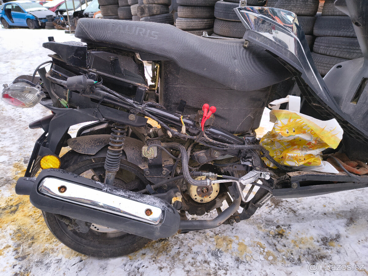 Tauris Strada 125 - 3