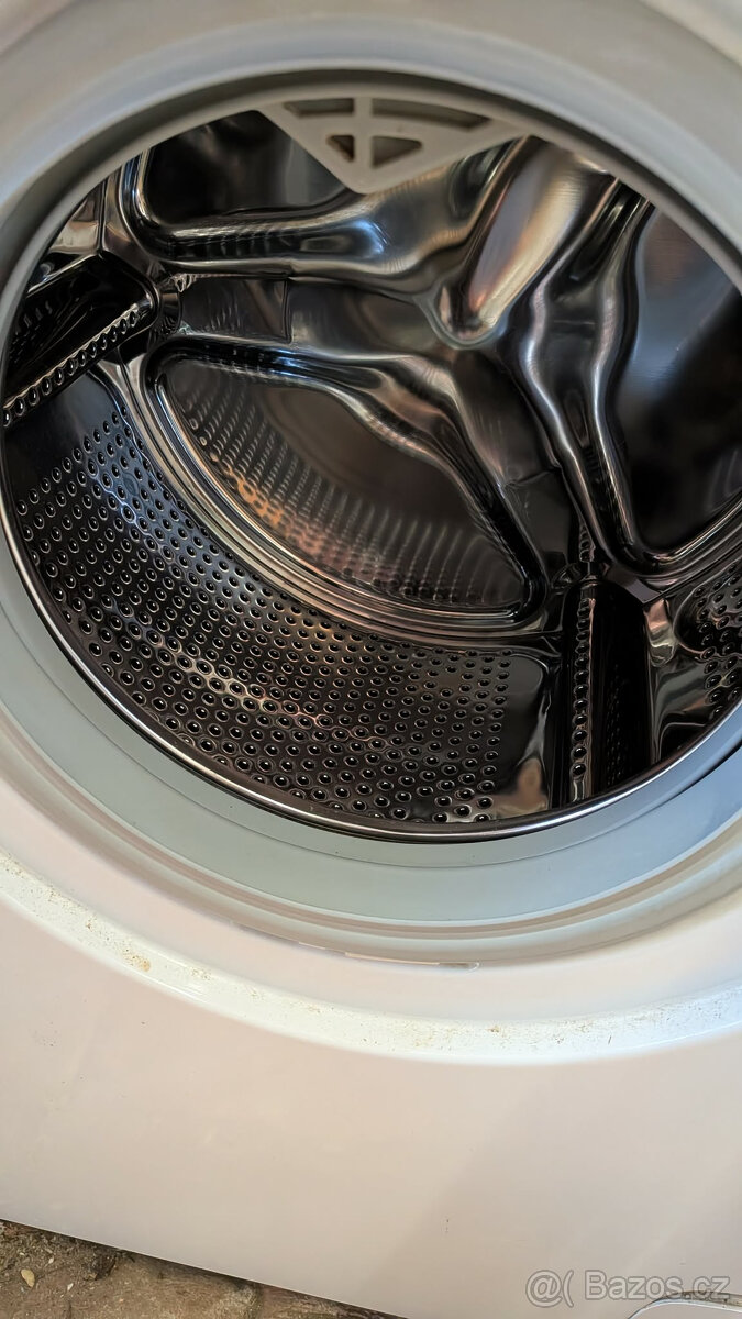 Pračka Candy – úzký model (43 × 51 × 70 cm) - 3