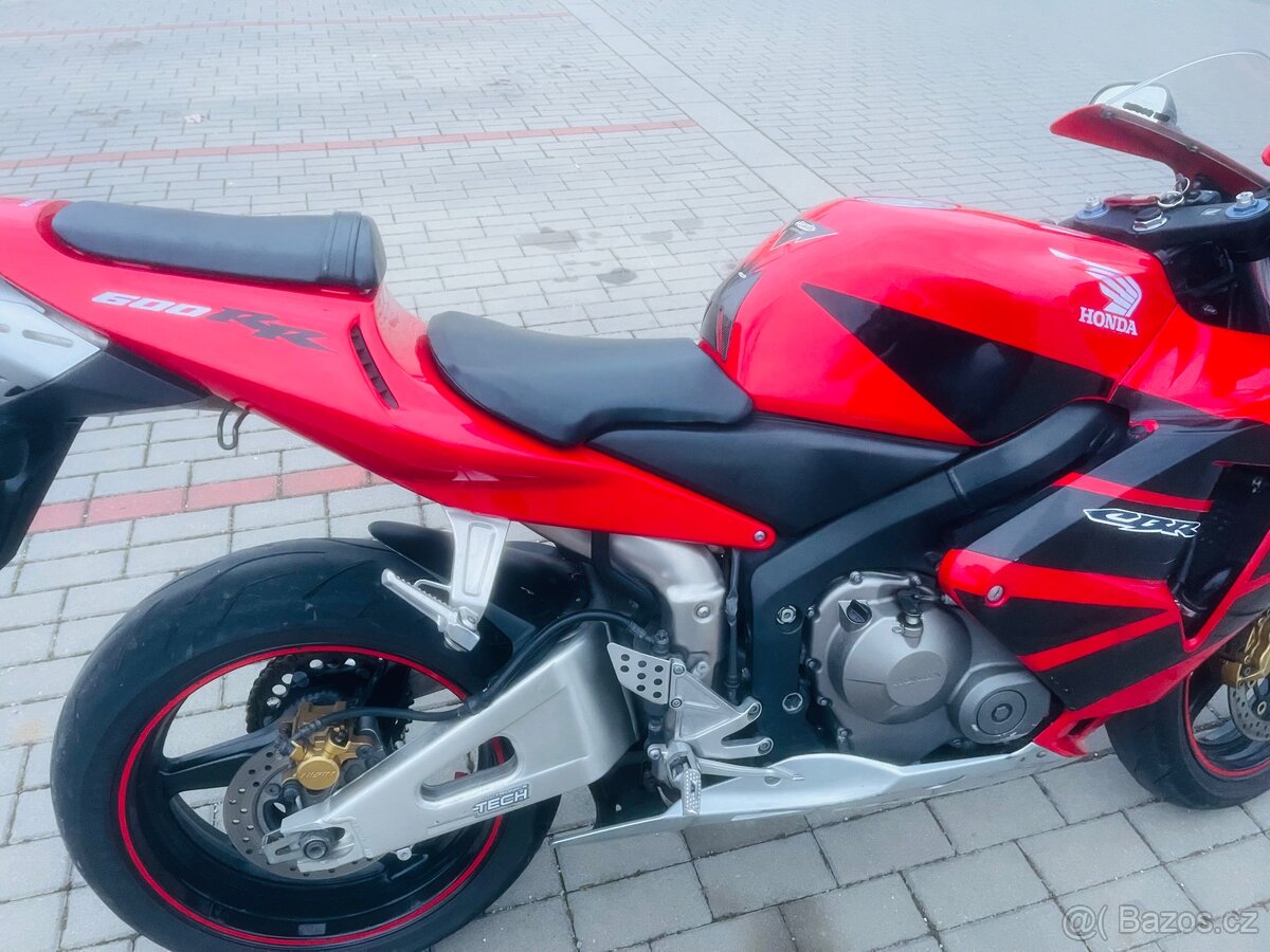 Honda cbr 600rf - 3