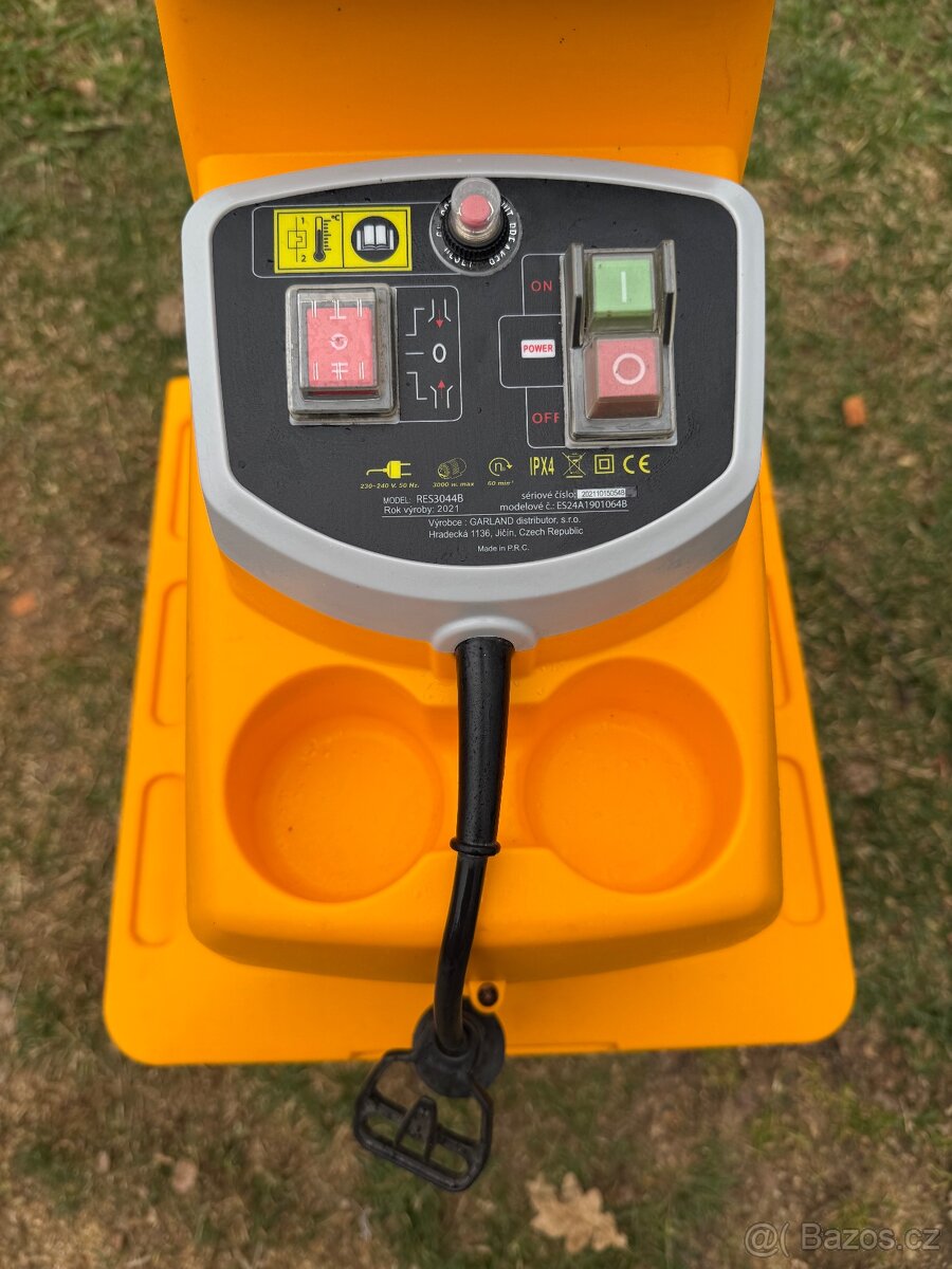 Štěpkovač Riwall Pro RES3044B - 3