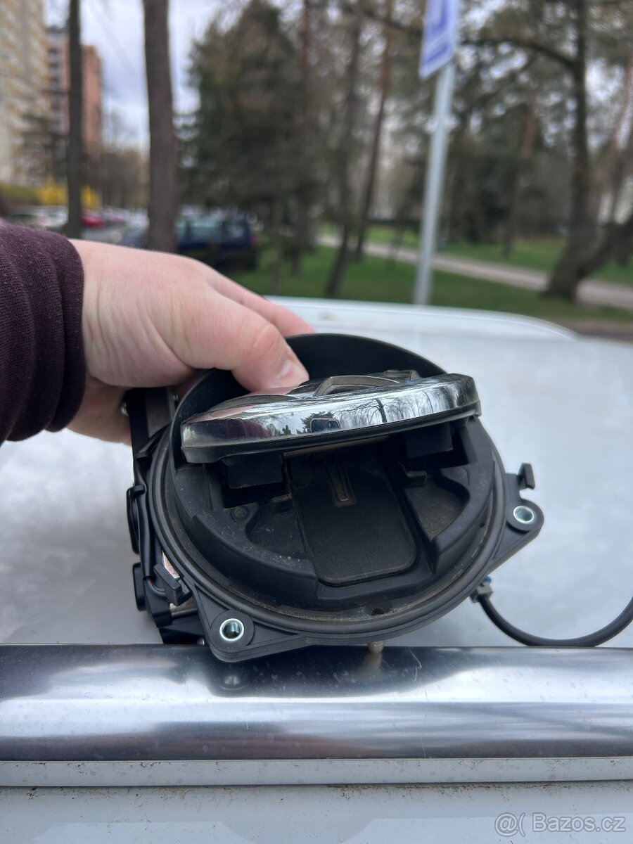 Zadní kamera Passat b8 - 3