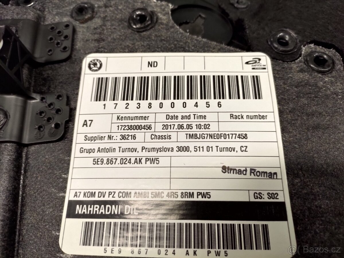 Tapecírunk, výplň dveří OCT 3 Combi zadní pravá - 3