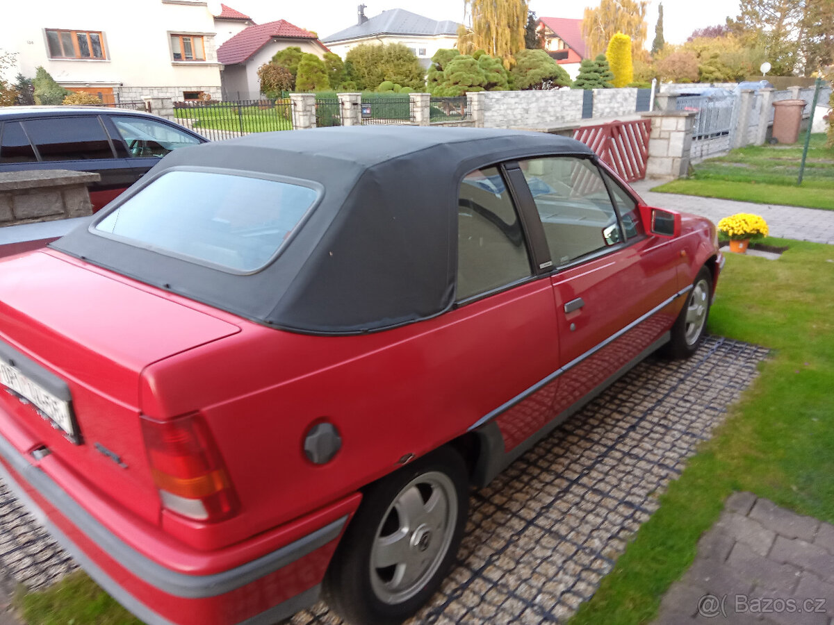 OPEL KADETT-CABRIO-E - 3