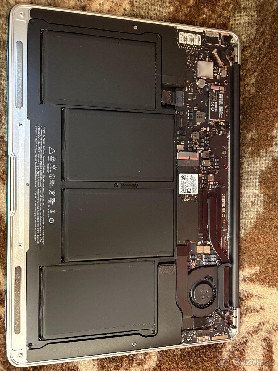 Prodám Apple Macbook Air 2015 - 3