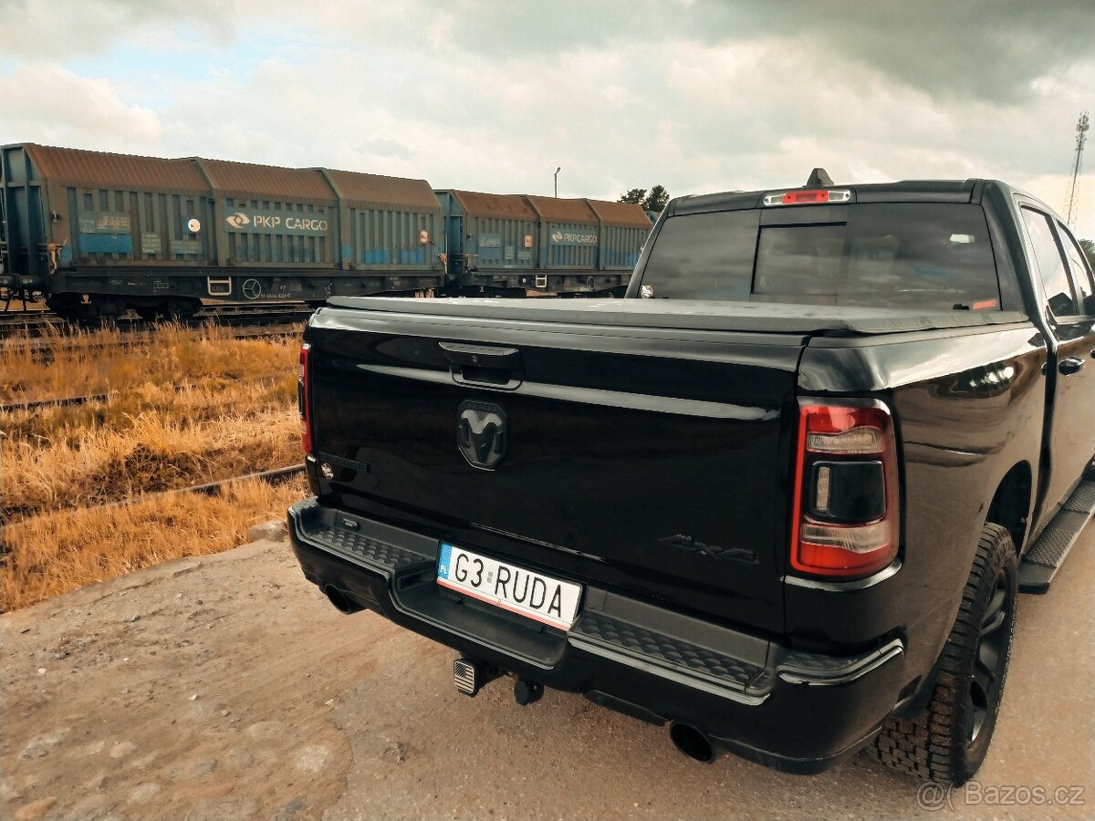 Ram 1500 5.7 Hemi + gas LPG STAG