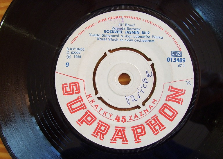 SP desky Y.Simonová,M.Chladil z let 1965-1968-set 6 ks - 3
