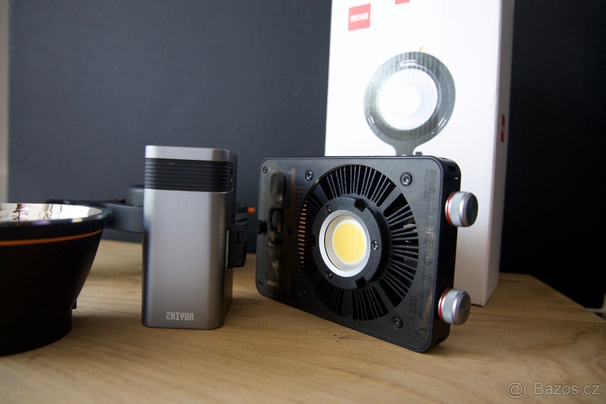 ZHIYUN LED Molus X100 COB Light Combo - 3