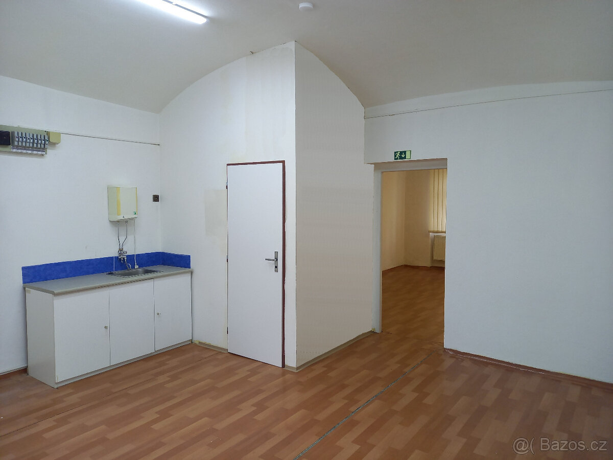Pronájem nebytových prostor - 3