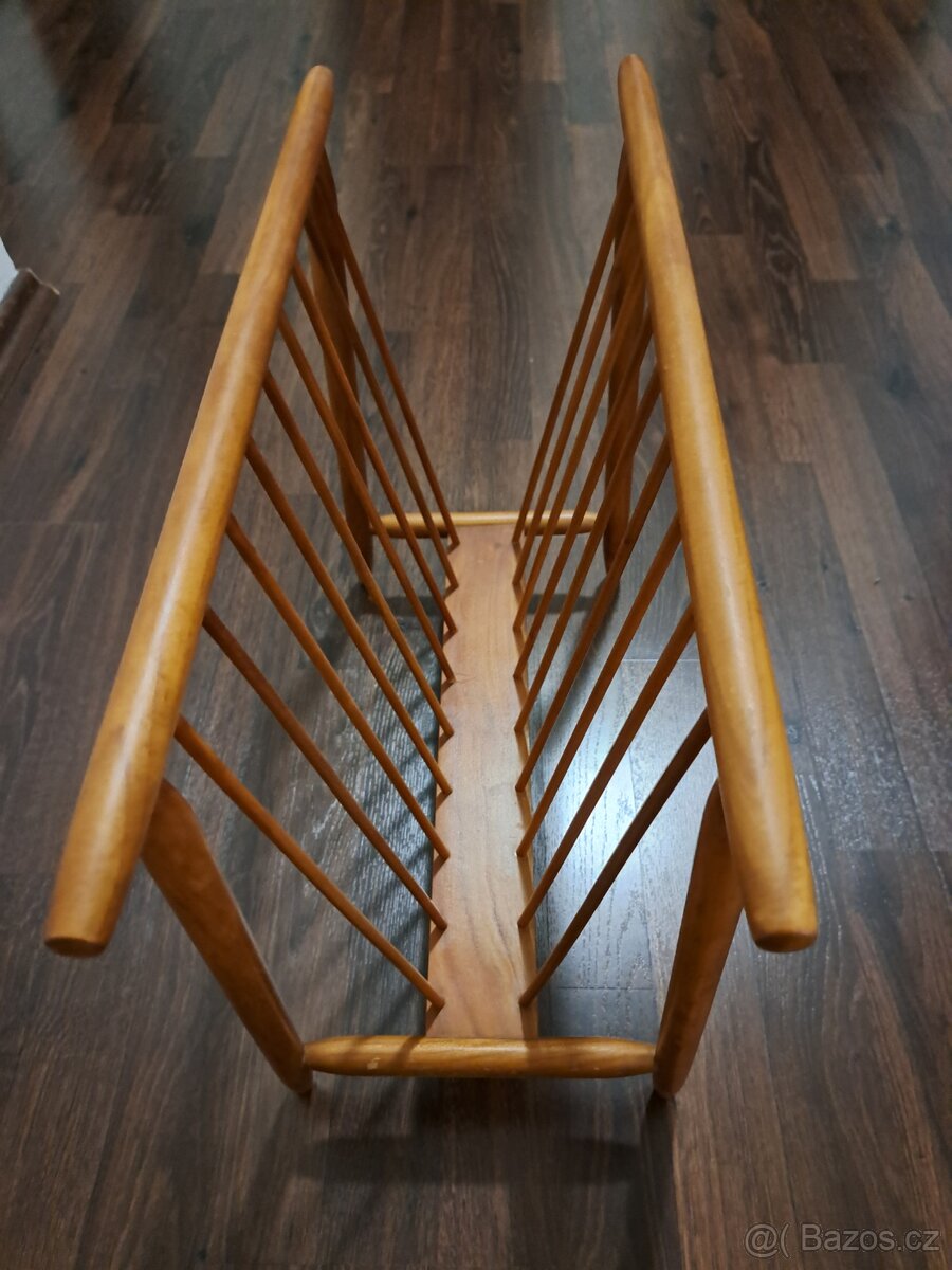 stojan na časopisy, noviny ÚLUV - 3