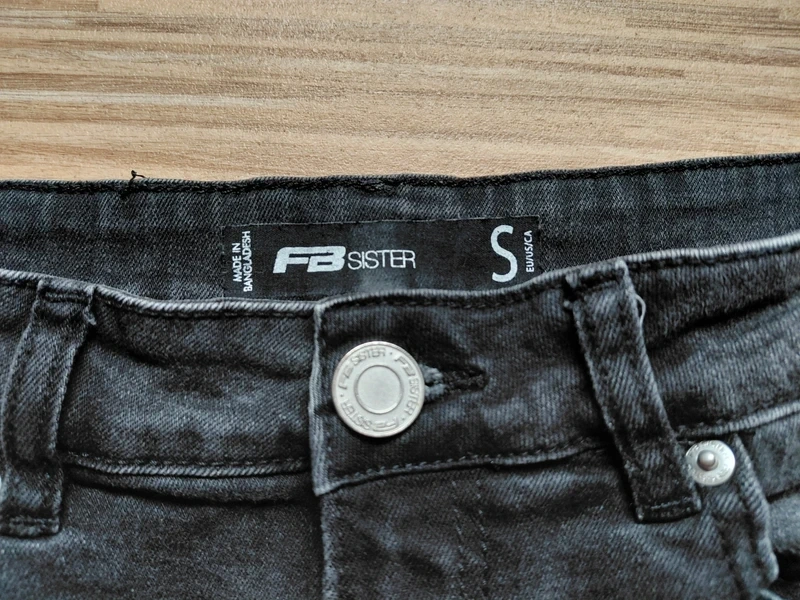 NOVÉ riflové šortky, vel. S - 3