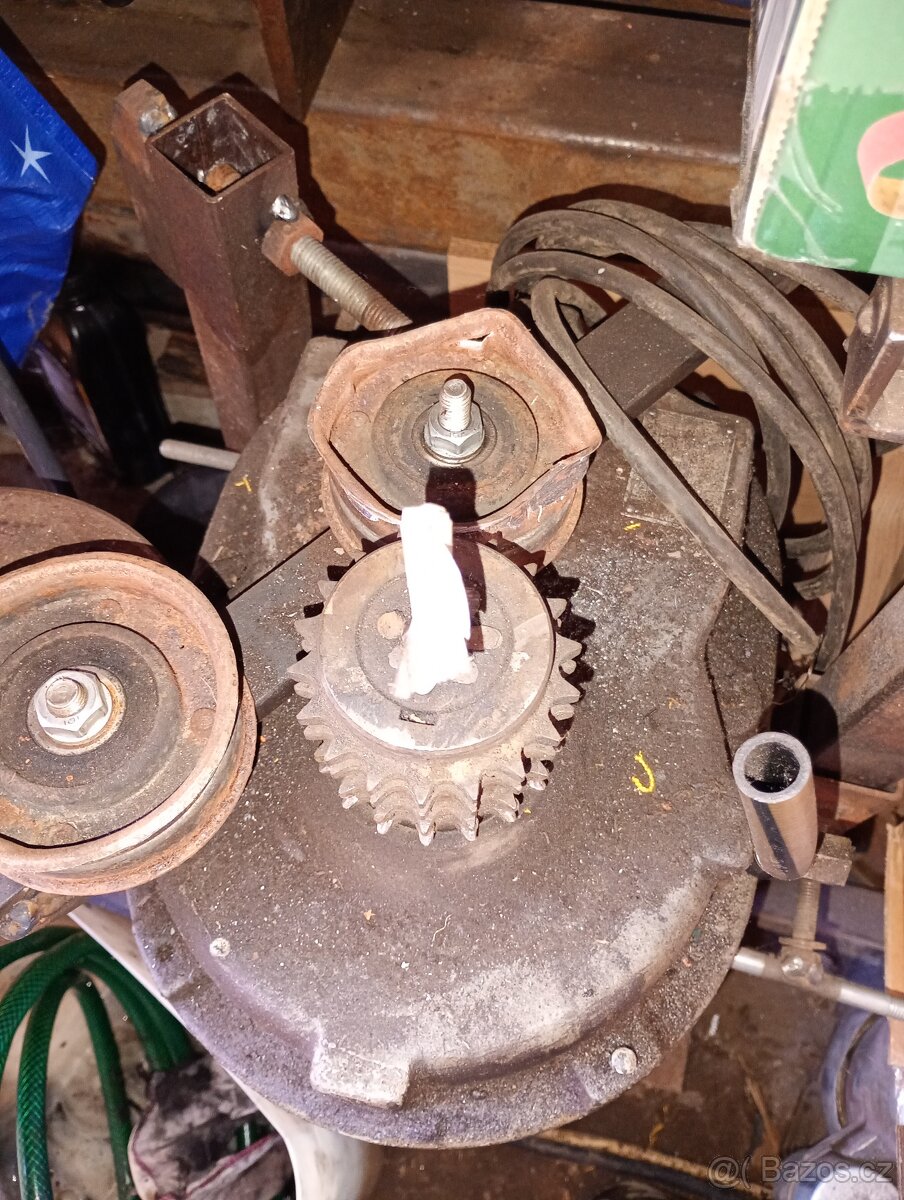 Motor s převodovkou - 3