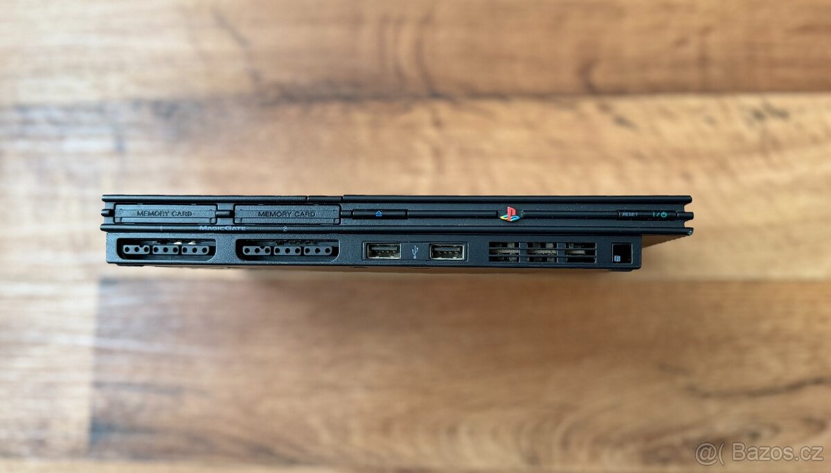 Sony Playstation 2 Slim (SCPH-70004) černá - 3