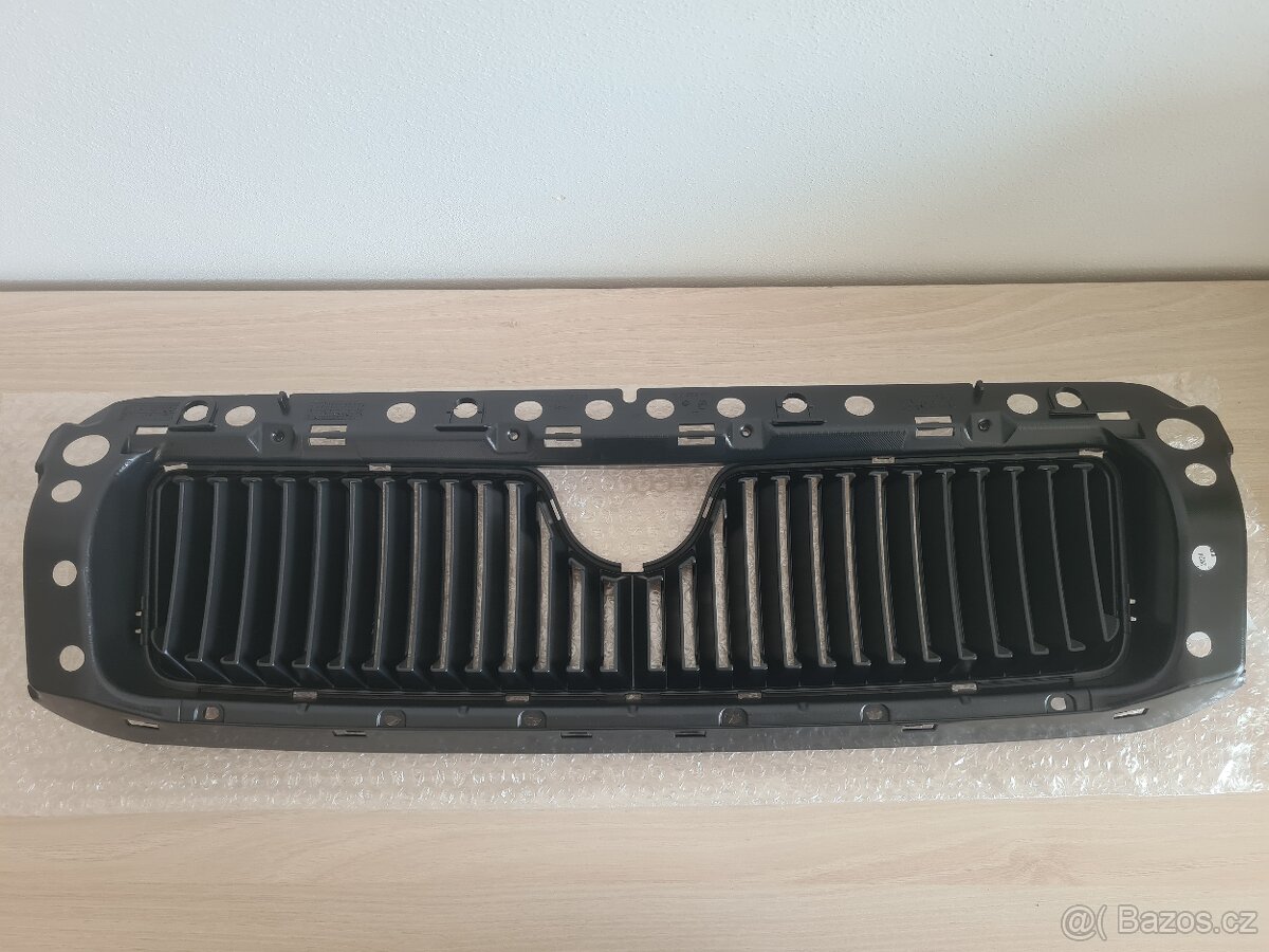 NOVÁ Přední maska na kapotu Octavia 1 - ORIGINÁL - 3