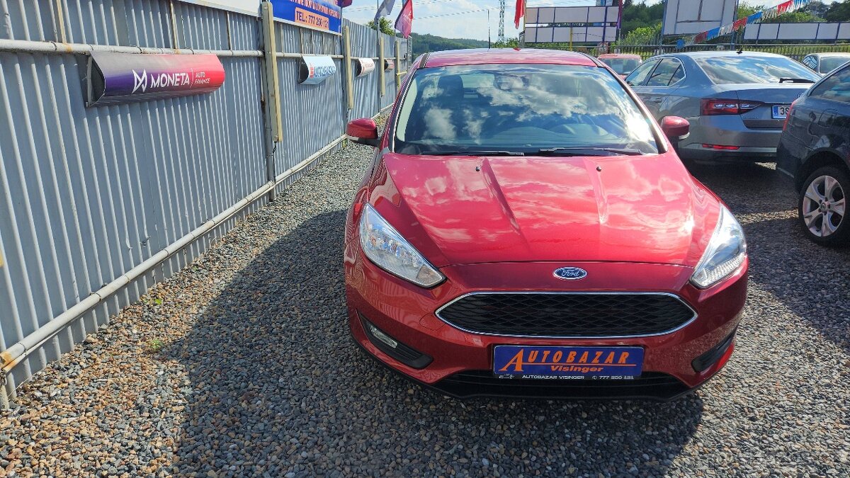 FORD FOCUS 1,0 Eco Boost 100k Trend - 3
