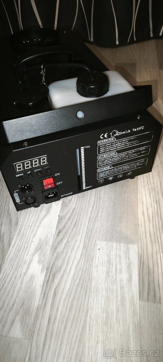 Výrobník mlhy 1500W s 9 LED diodami 3 v 1 RGB, DMX-512 s dál - 3