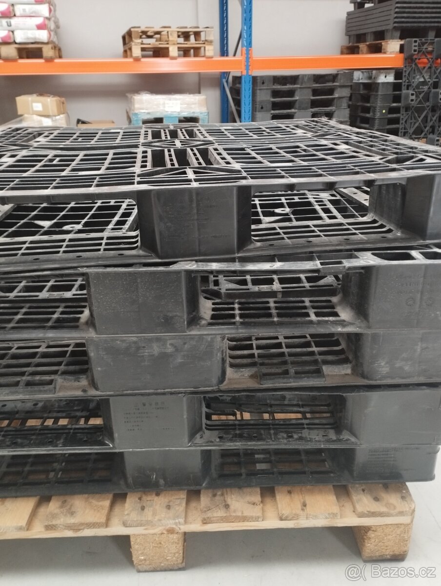 Plastové palety 110x110cm - 3