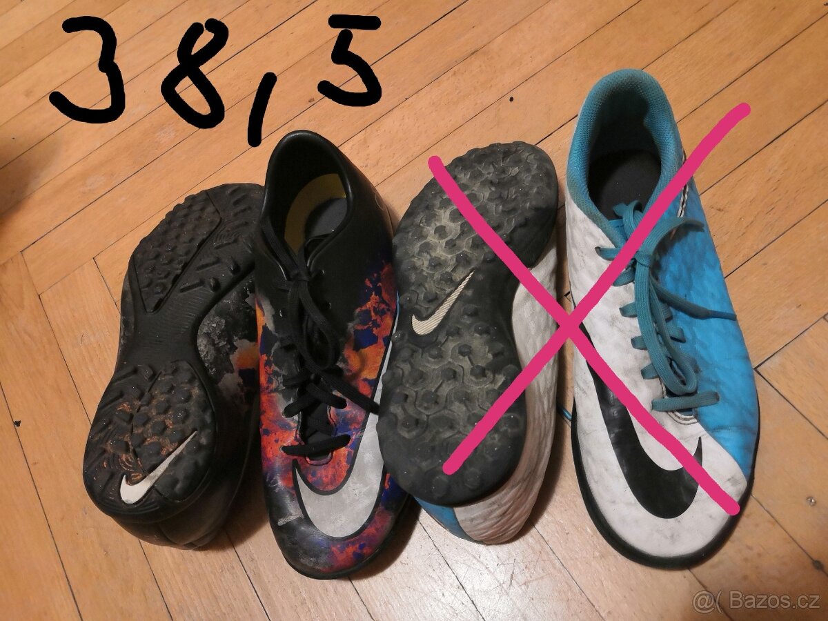 Kopačky a turfy velikost 37-40 - 3