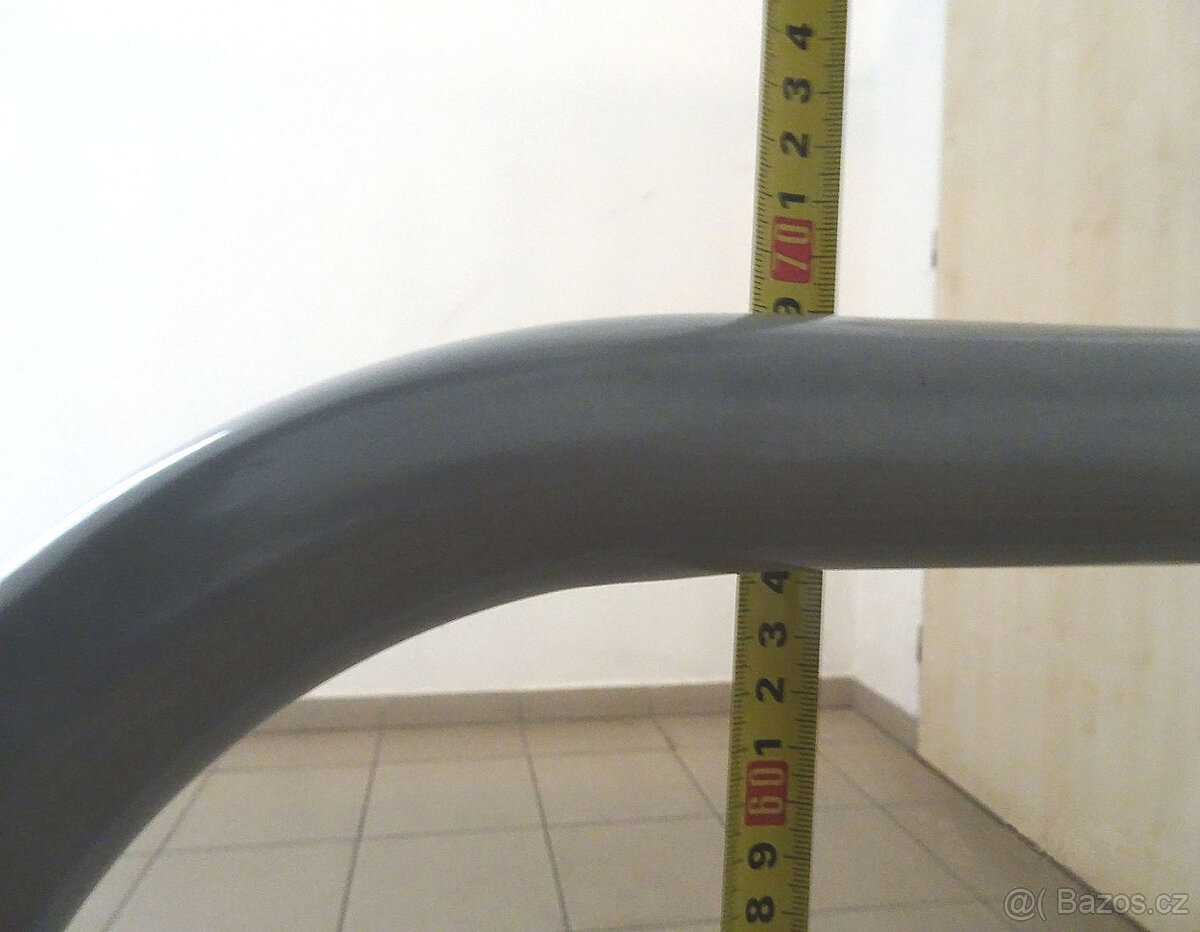 Kvalitní, pevná, kovová postel. Bezvadný stav - 3