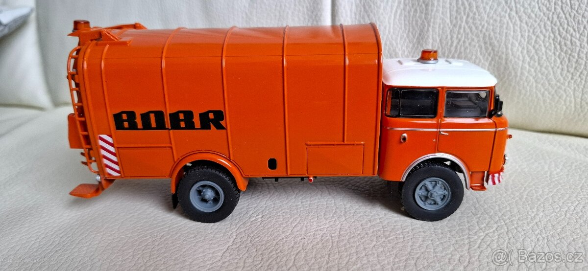 Škoda 706 RTK Bobr De Agostiny 1/43 - 3