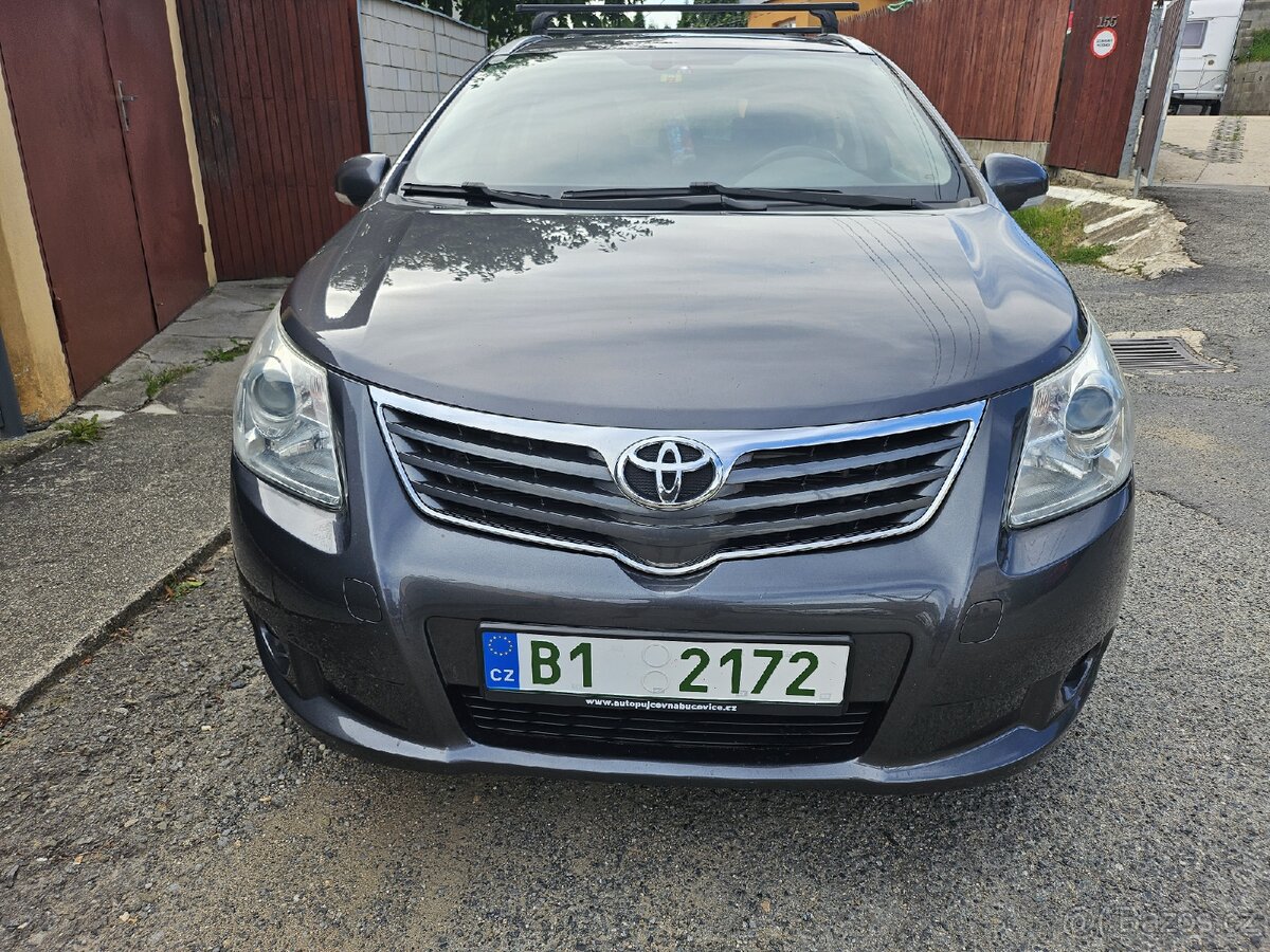 Toyota Avensis kombi ,2.0D-4D 93kW,klima - 3