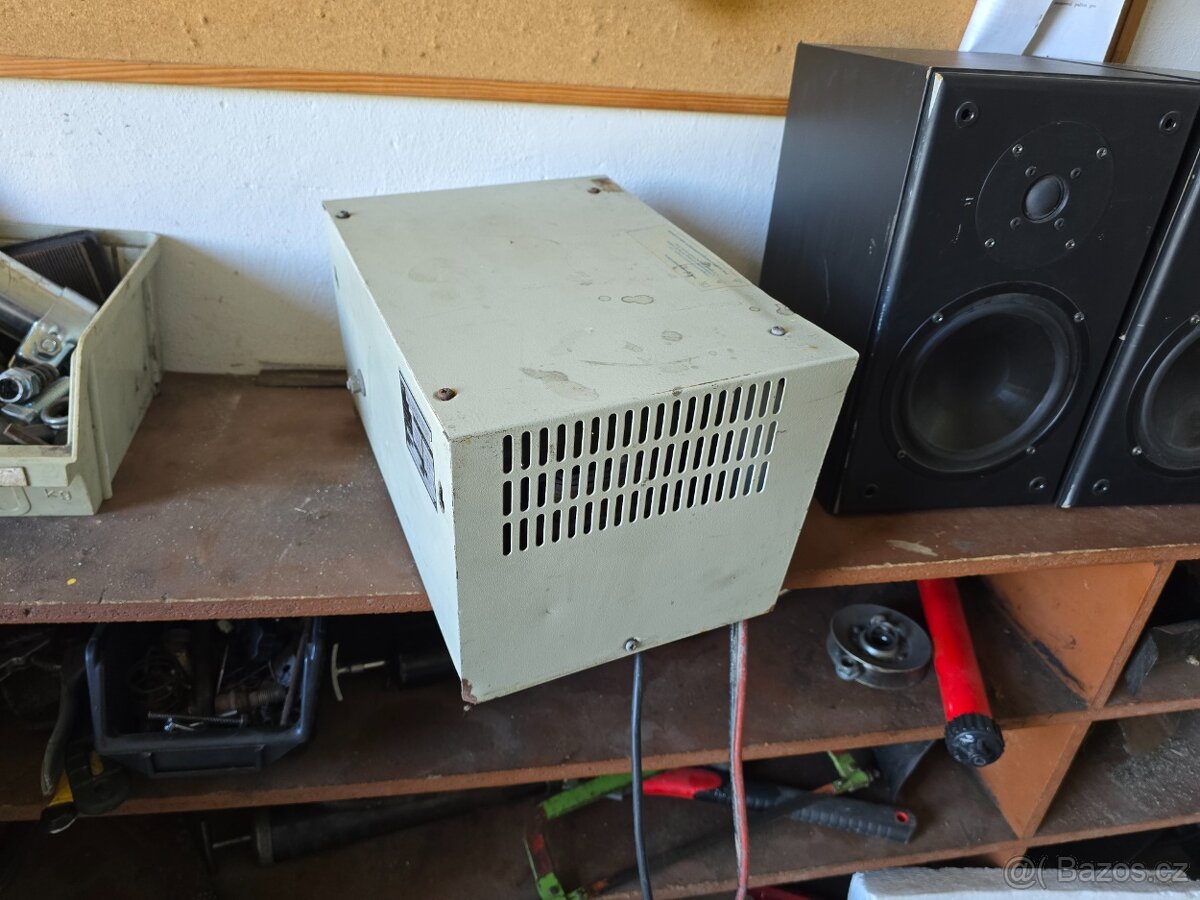 Nabíječka Tennant - 3