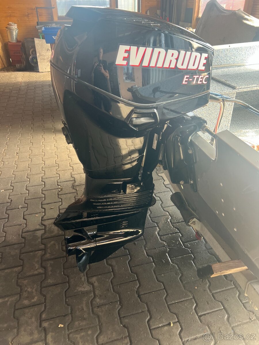 Lodní motor Evinrude 40 E-Tec - 3