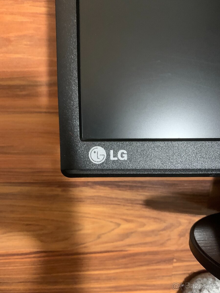 Monitor LG Flatron - 3
