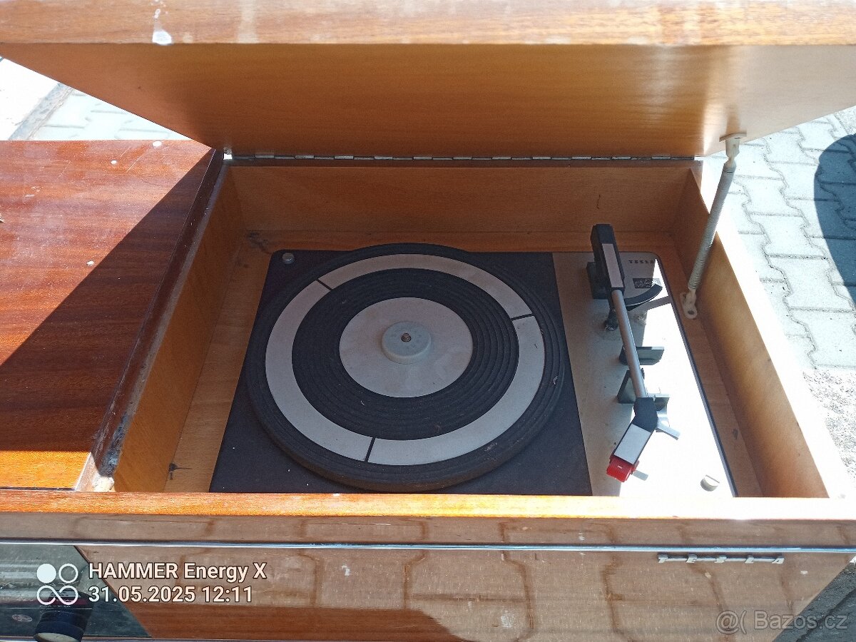 Prodám staré Gramoradio Tesla. - 3