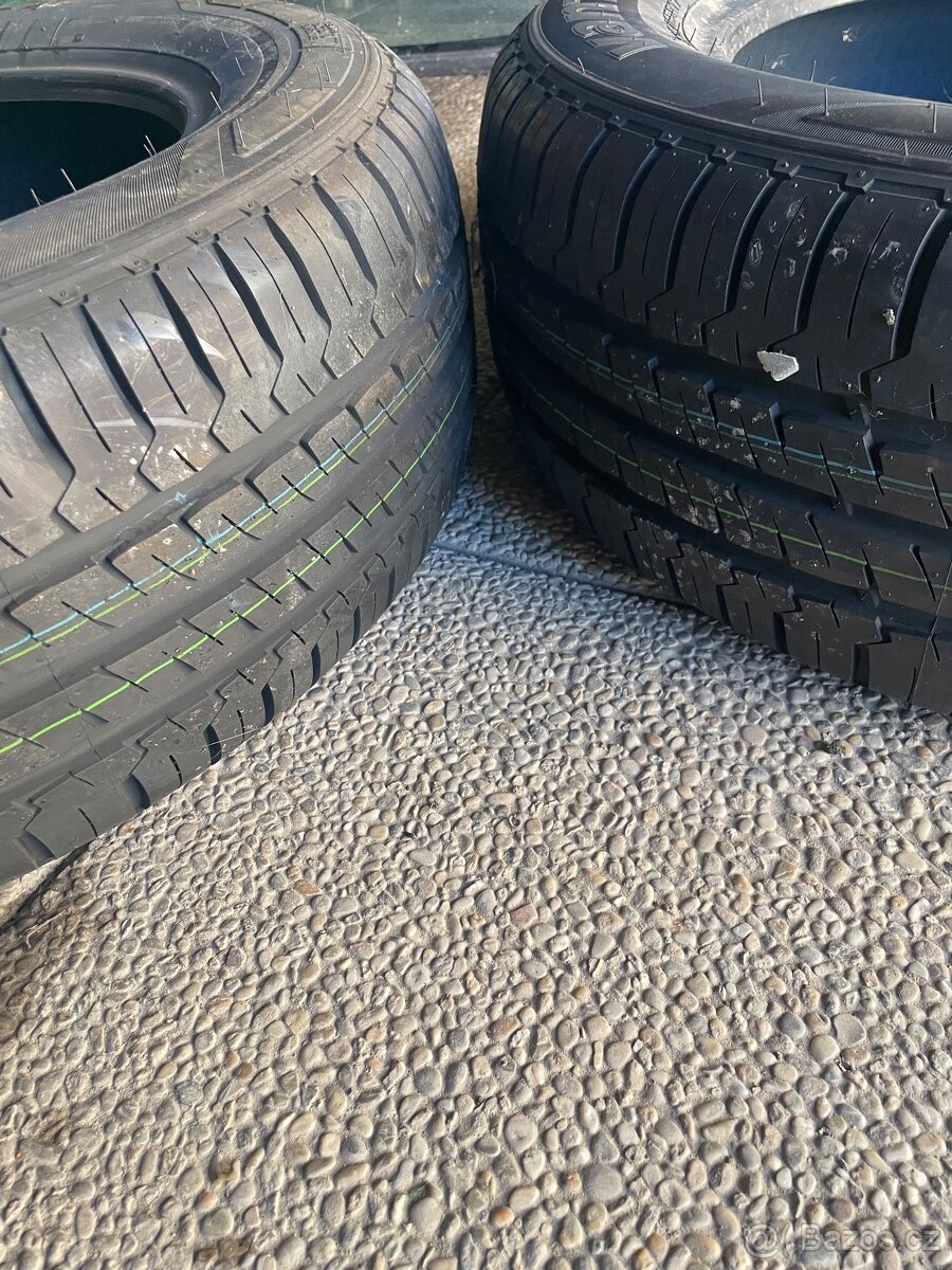 Hankook 215/65/17 - 3