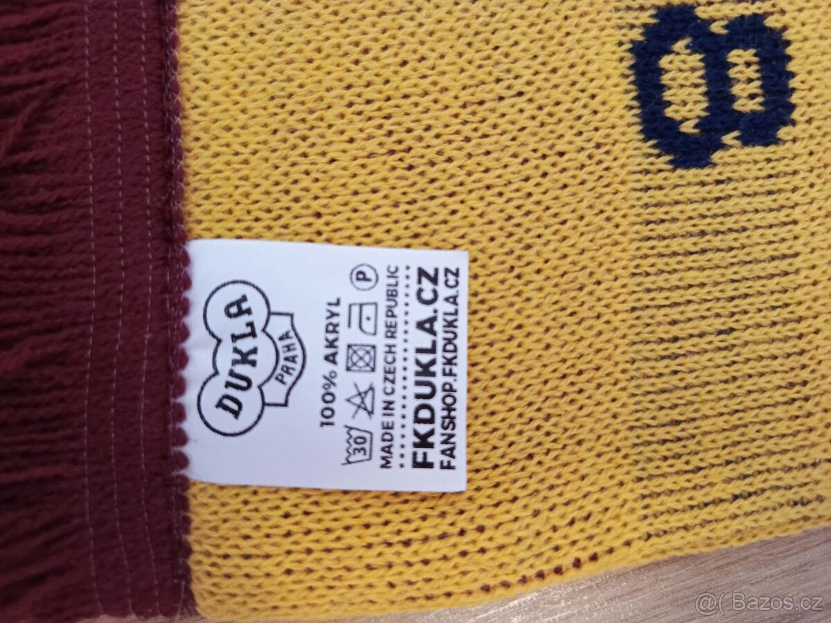 Šála Dukla Praha - 3