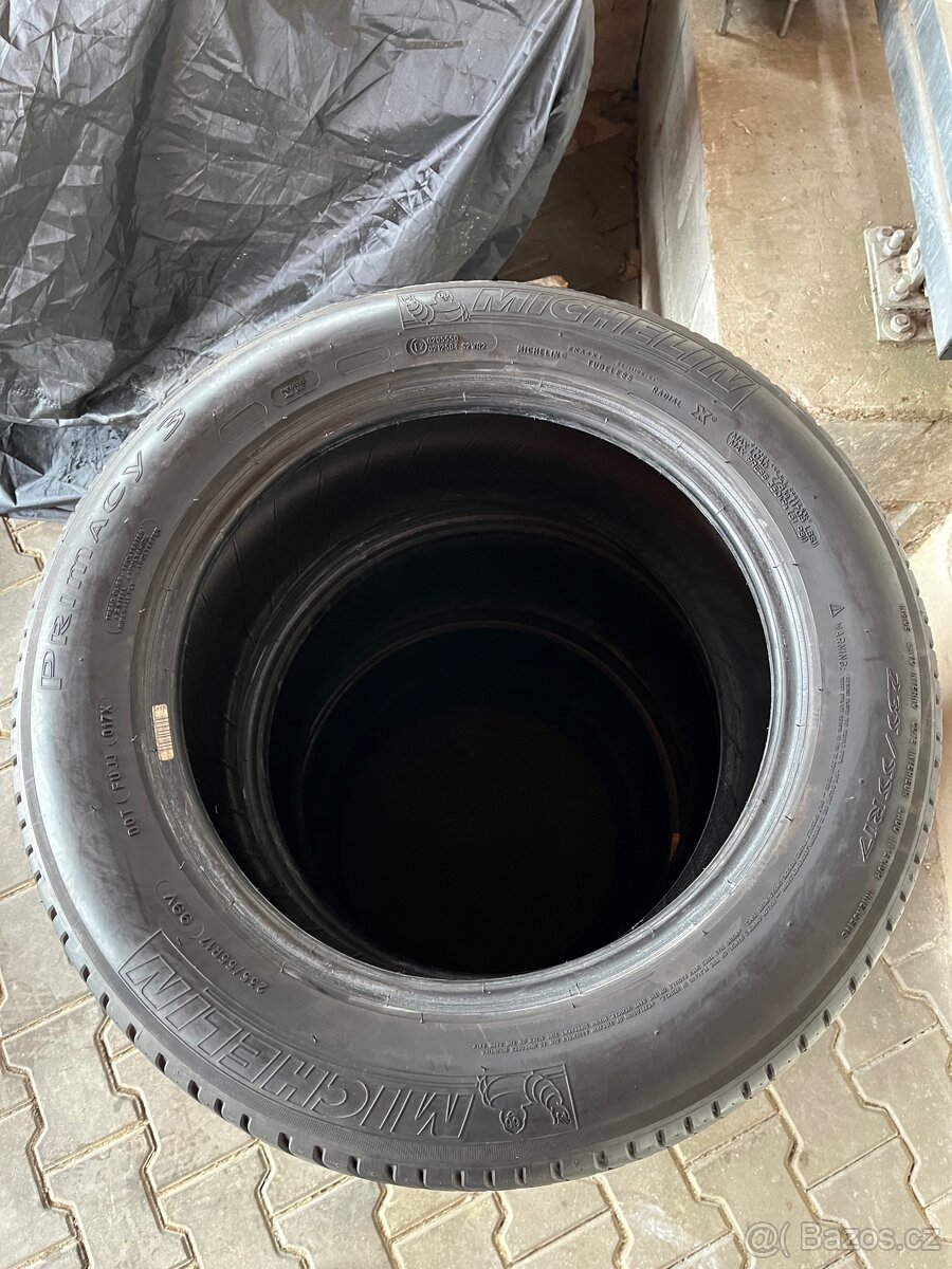 Michelin letní pneu 235/55 R17 - 3