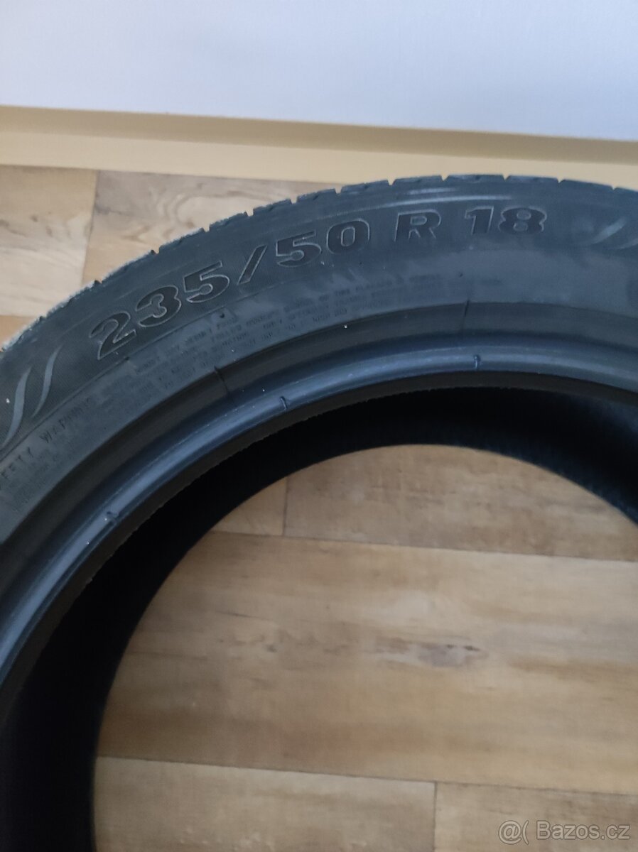Maxxis Bravo HPM5 R18 - 3