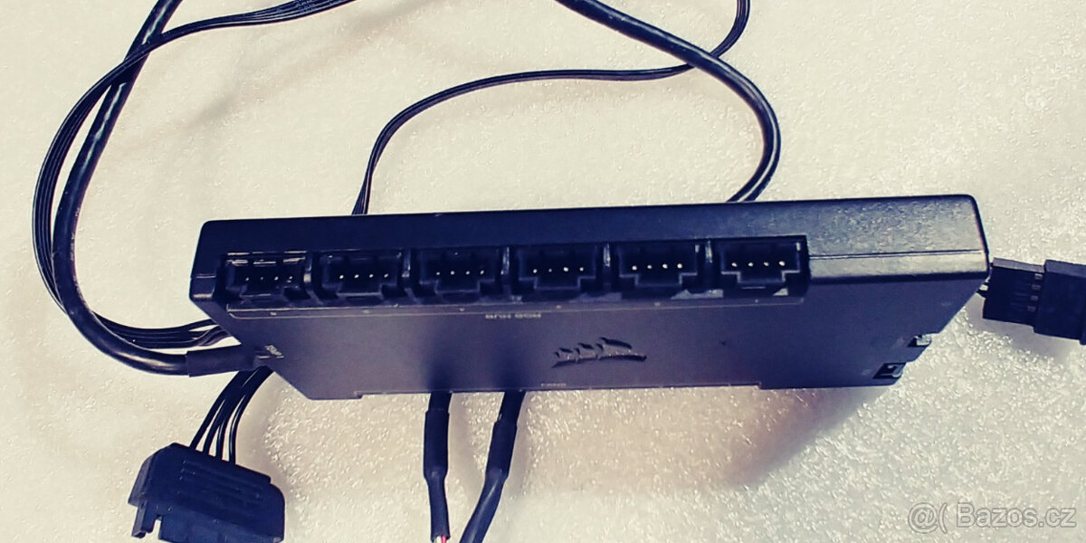 🔥 Corsair Commander Core XT – RGB & PWM Controller - 3