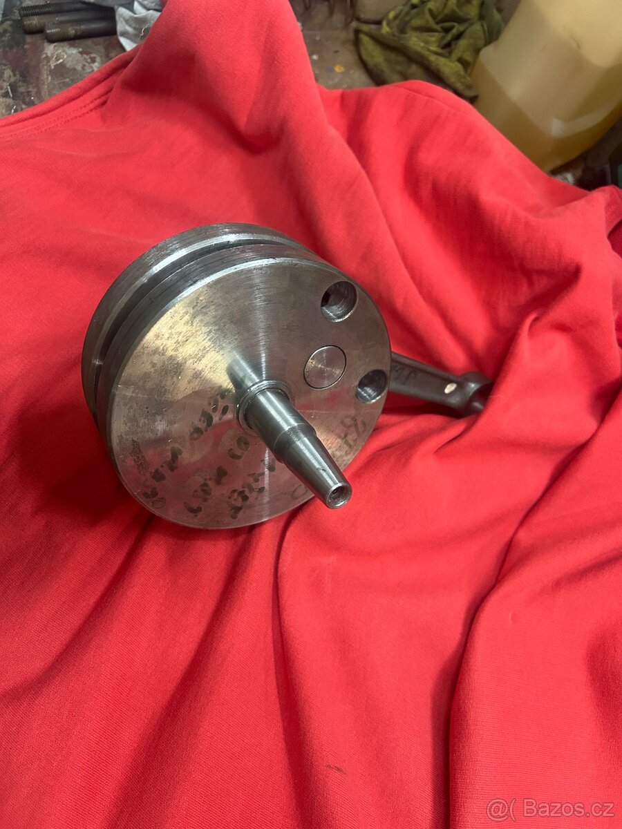 Čz 175 477 487 kliková hřídel po repasi. Na jehly - 3