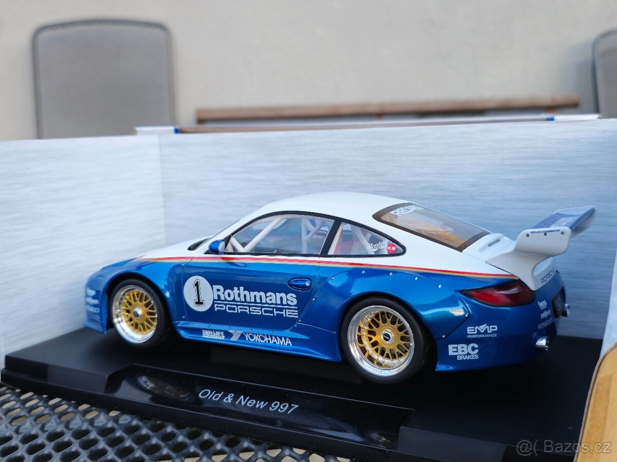 Porsche 911 (997) RWB 1:18 MCG - 3