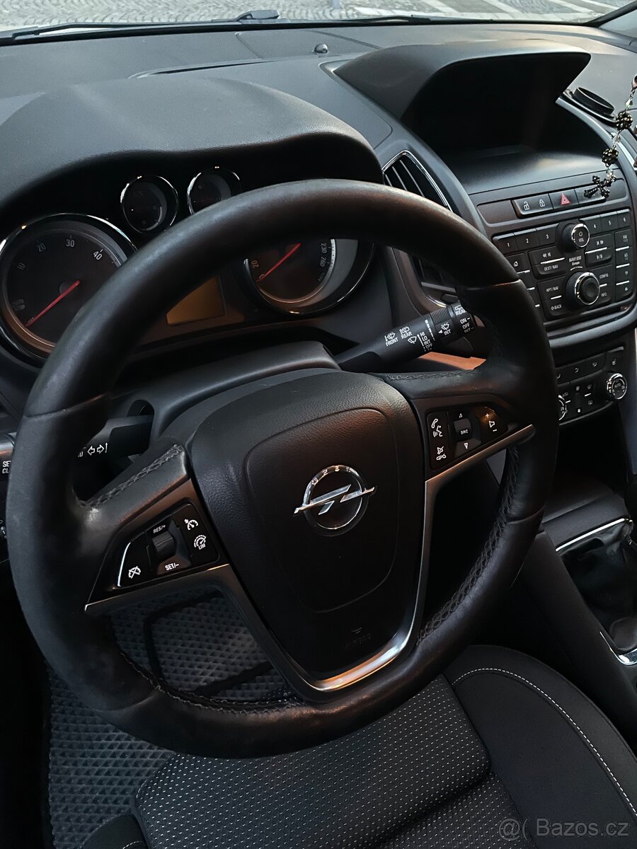 Opel Zafira Tourer C 1,6 CDTI 2015 - 3