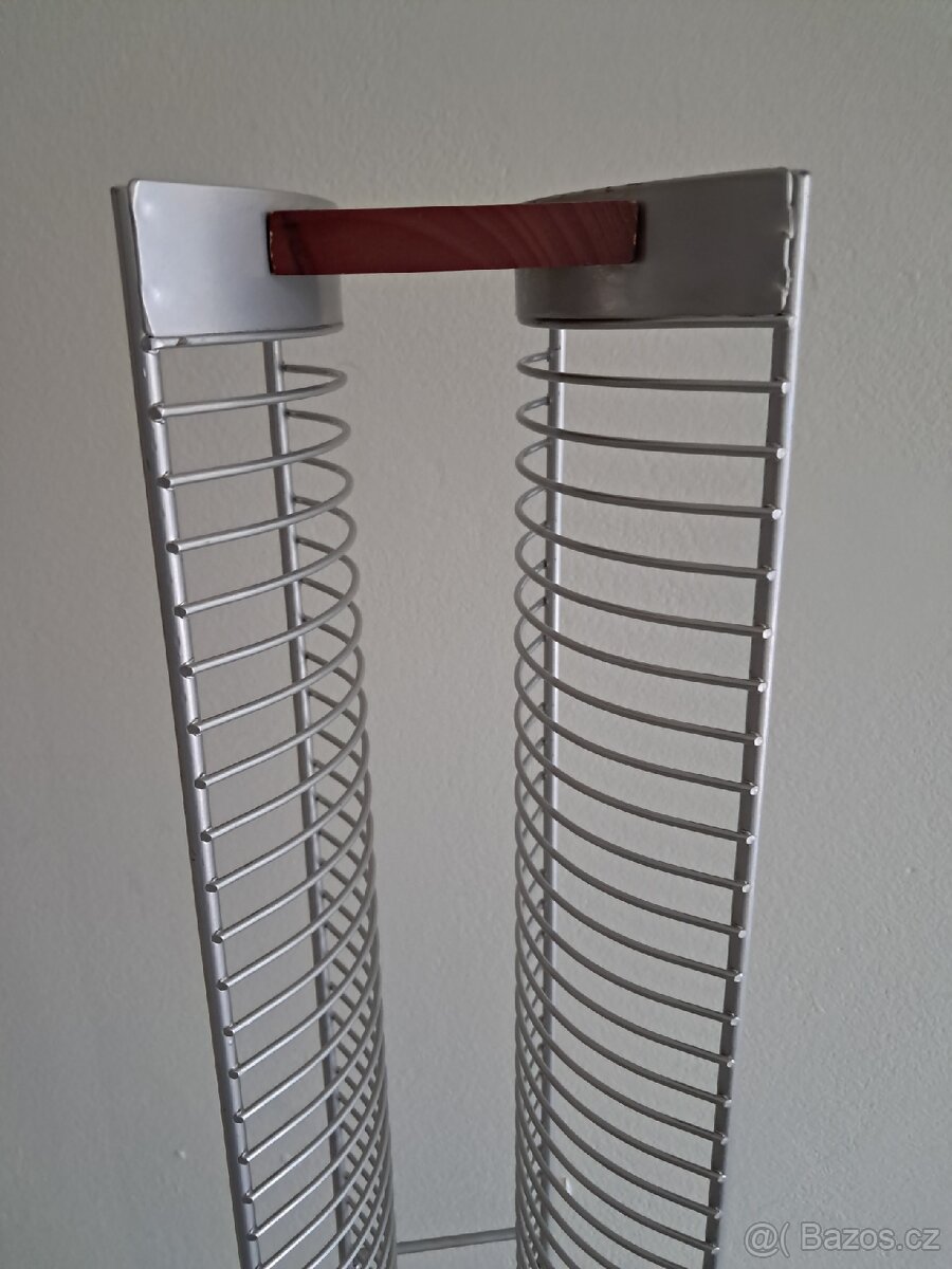 Stojan na CD/DVD - 3