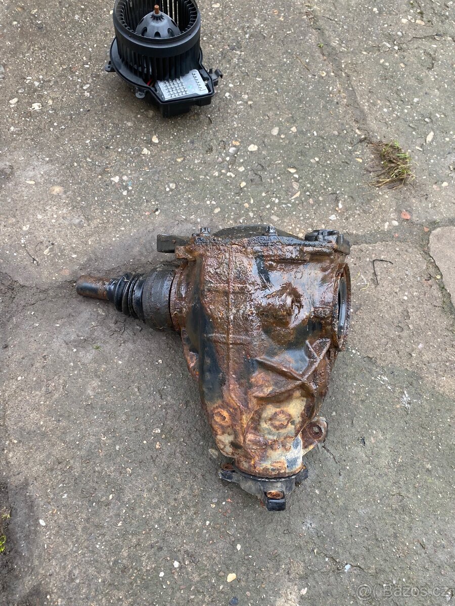 Mercedes W203 2.2 CDi diferenciál - 3