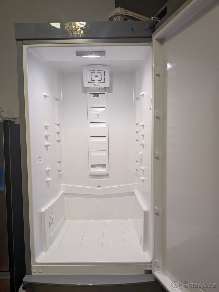 LEDNICE s MRAZÁKEM WHIRLPOOL - 3