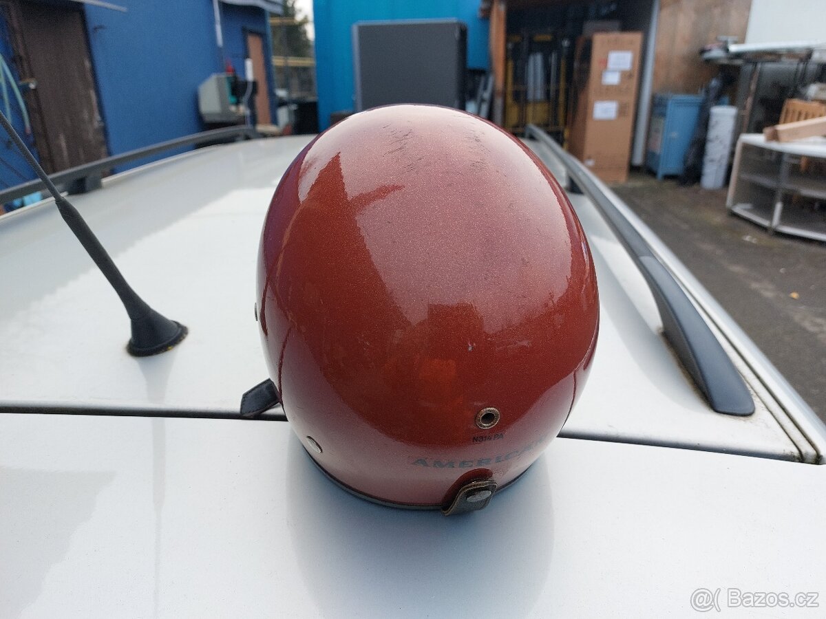 Stará motopřilba Kovona na veterána. - 3