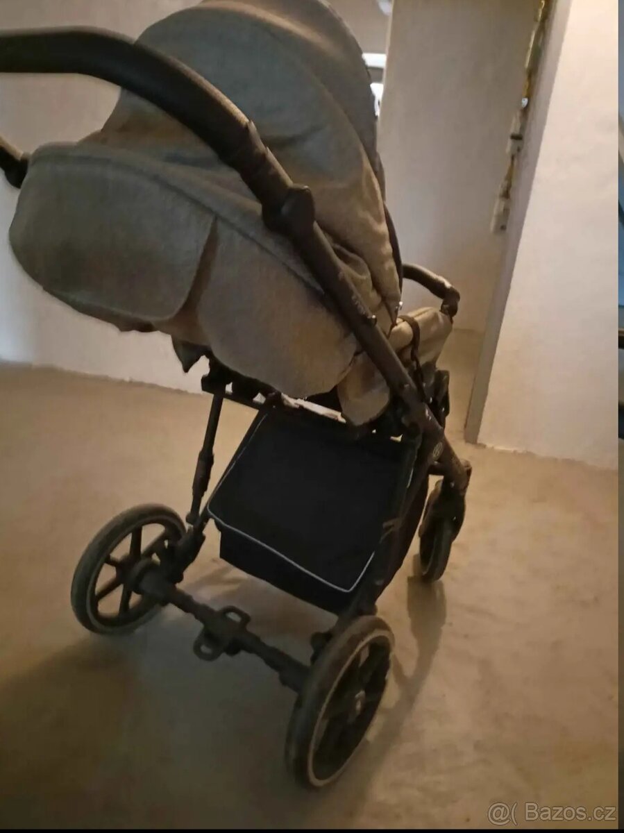 Kočárek Kunert - 3