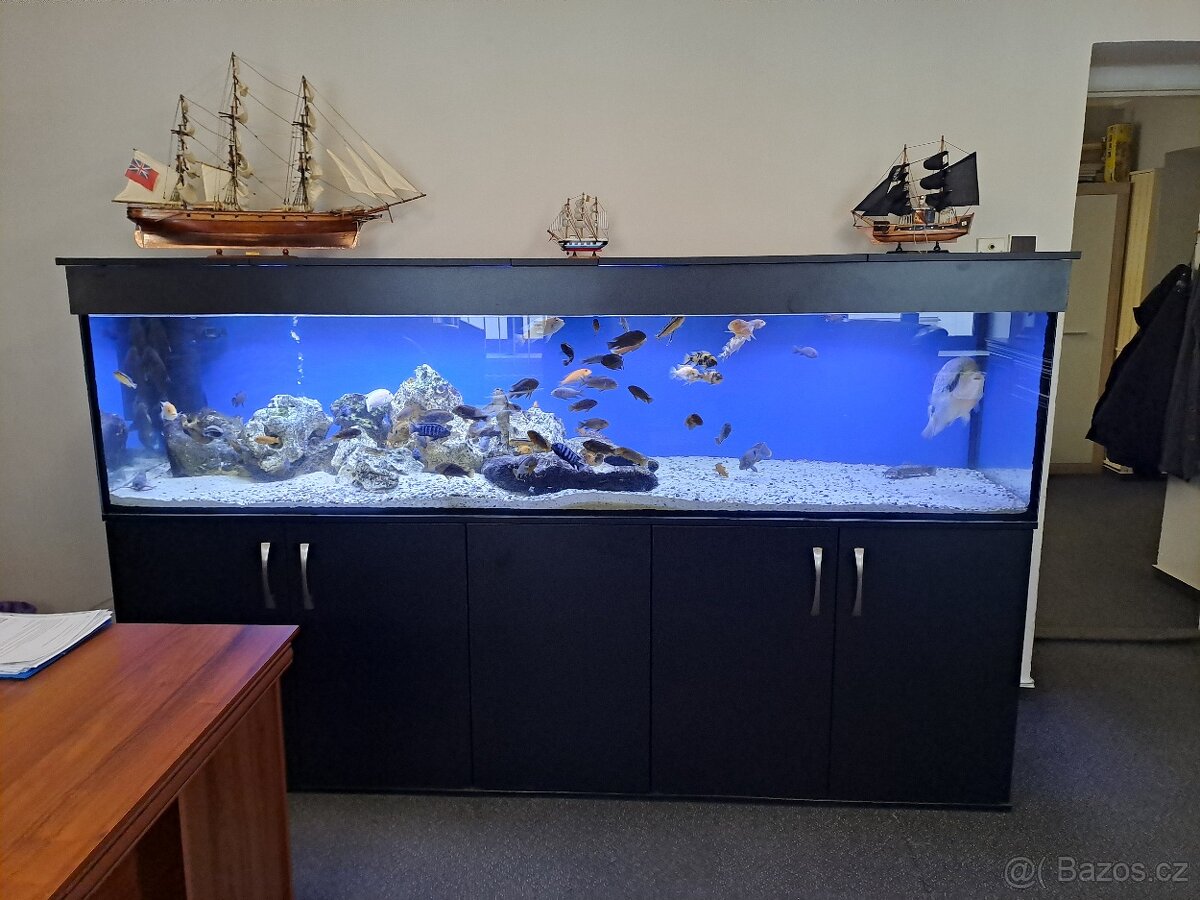 AKVARIUM 800 L - 3